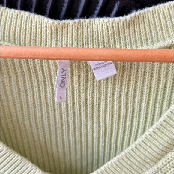 Only Light Green Ribbed Knit Top - Picture 2 of 4